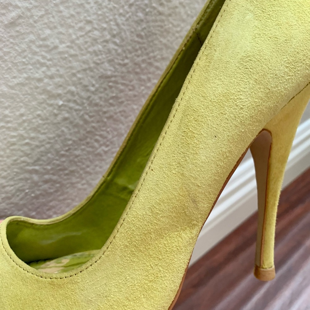 Heels 👠 - Picture 2 of 9